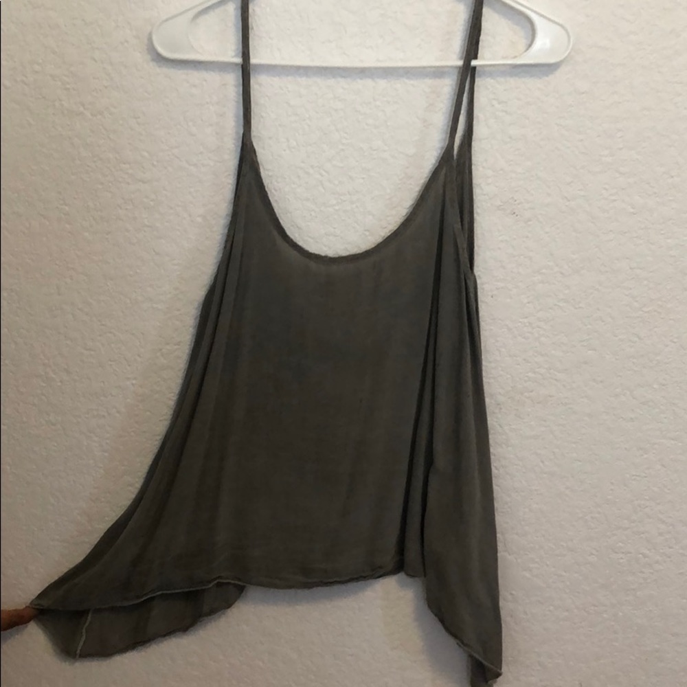Flowy tank top (on the sides)